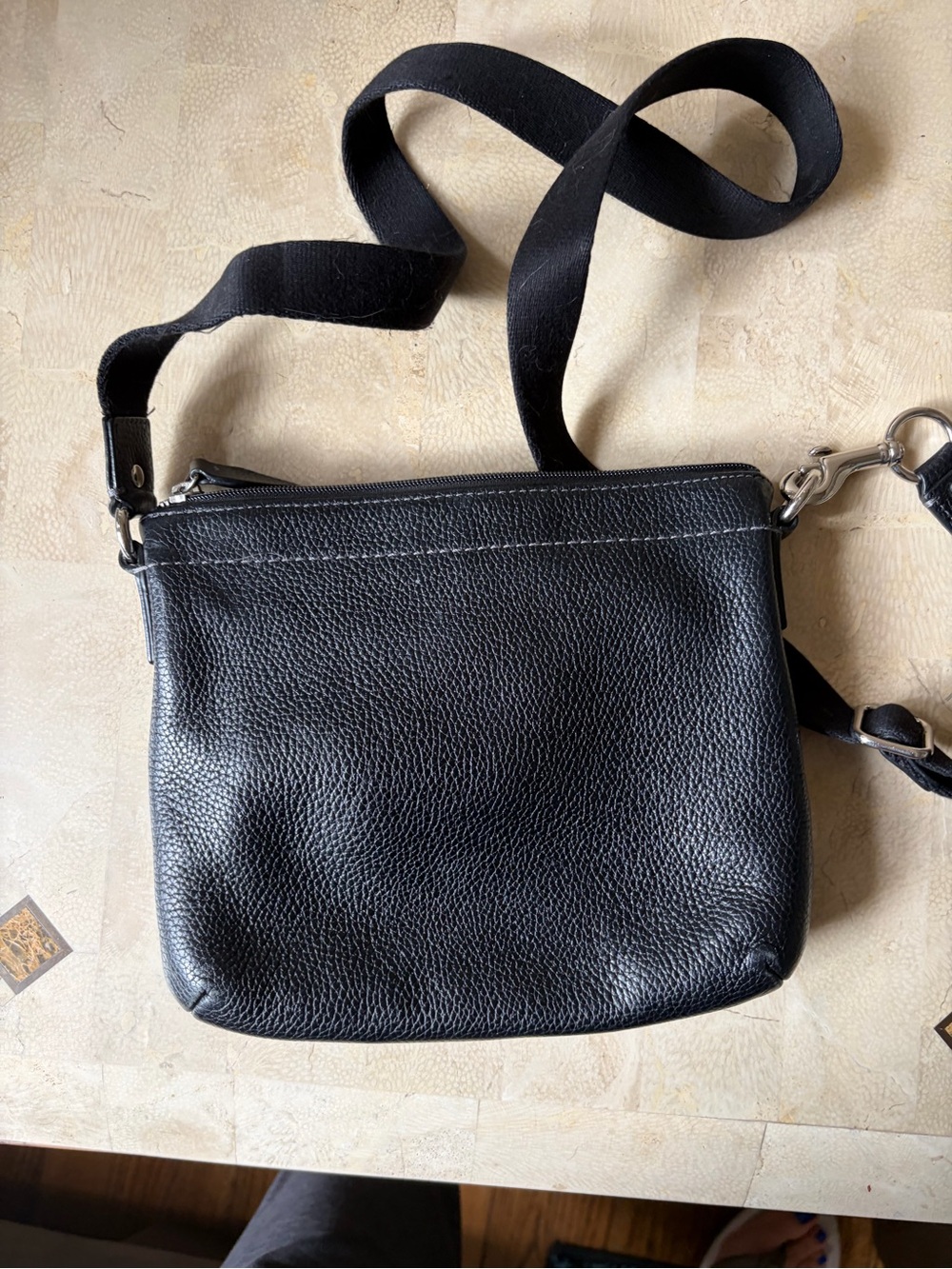 Vintage Coach Black Pebbled Leather Turnlock Crossbody - Picture 4 of 5